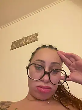 Queenlo_xxx