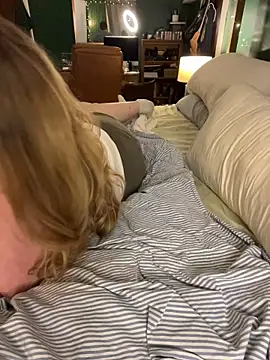 Thatcutegirlwtheglasses - buttplug!