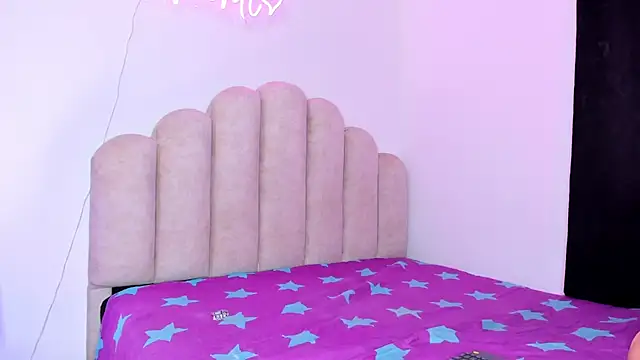 Naomi_Asasha - sucking nipples