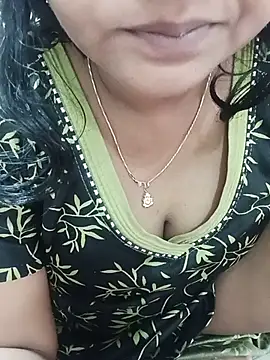 Juli_baby89 - Boobs show hard firinging
