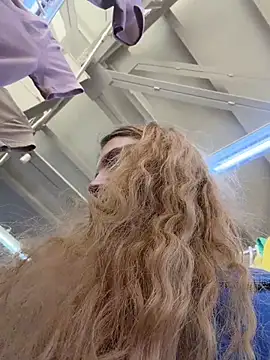 AdelRich - Show pussy in store
