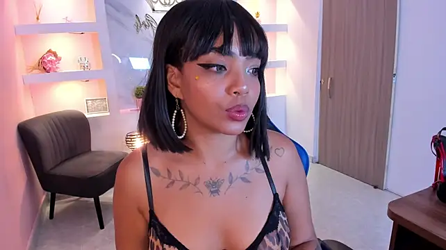 SarahLynn7 - ride dildo for you