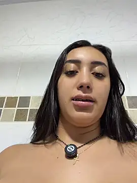 Hannahoff - Oil in my big ass + spanks