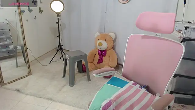 Hanna_latinaa - full naked + dancig