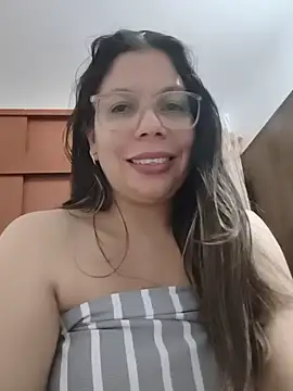 Carliina_Soussa - Show vagina, tits