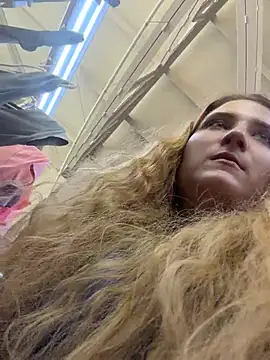 AdelRich - Show pussy in store
