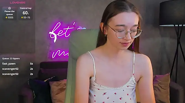 Lucy_Green - topless back