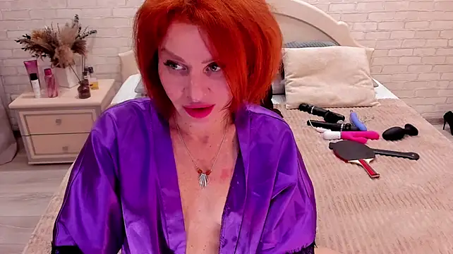 Jullia_Moor - let's flood the neighbors with squirt)