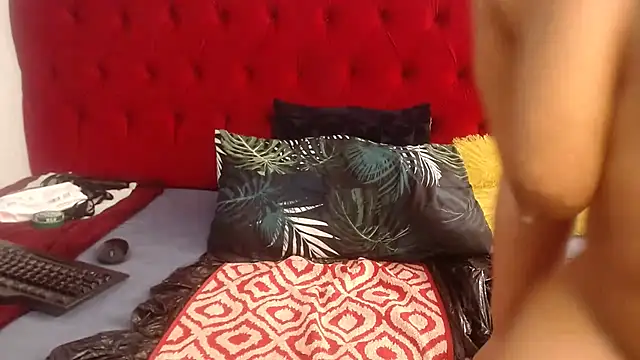 CurvyQueenx2 - MAKE IT 💦 💦 💦 PAPI