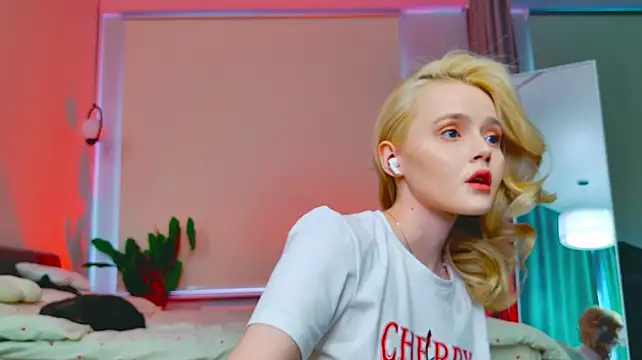 StarrShinee - POV: sit on ur face