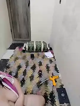 HoT_LiiiNa - ارضع و لعب فيه لجيب حليب 🥵🔥