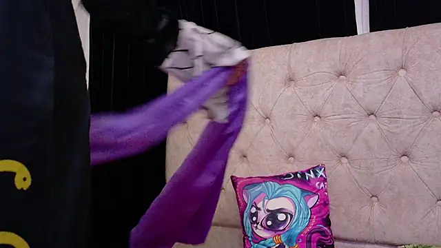Zafiro_Kitsune - Striptease dancing slow