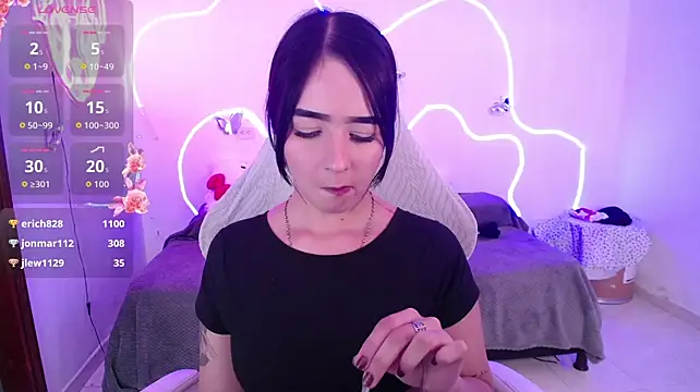 Sweetalloy - show oil on tits