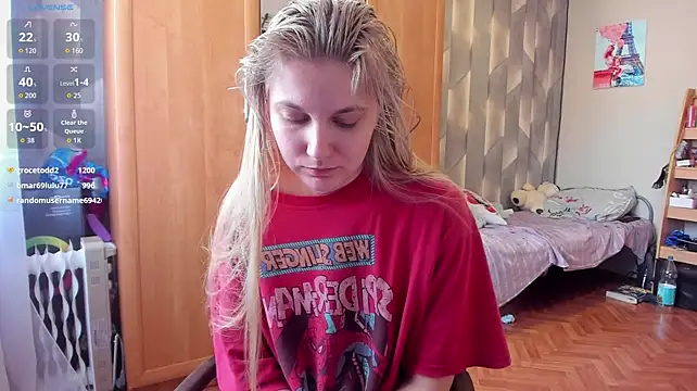 Tiny_Kiss - finger in pussy