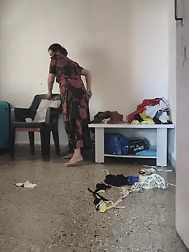 SpasyQueen69 - Olling my boobs