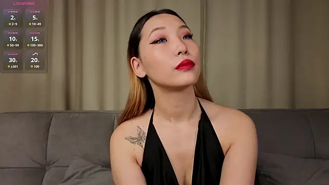 RamonaSpika - flash my panties