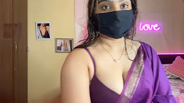 Cherry_jerry - candle wax on boobs