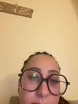 Queenlo_xxx - gagne 2 vidéos🔥