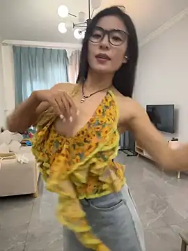 MS-520 - 两个妹妹湿身诱惑