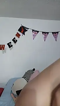 Kylie_brazt - suck dildo