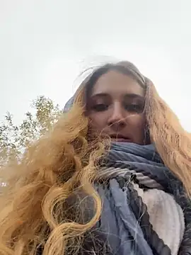 AdelRich - Show pussy in store