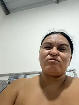 Horny-Mommy-Dirty - Dildo my aas