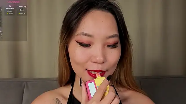 RamonaSpika - flash my panties