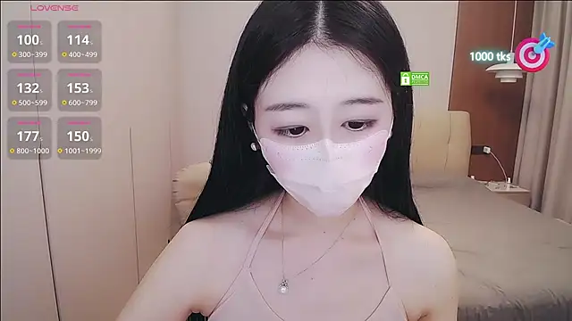 CN-xiaofei - 换上比基尼+按摩乳房