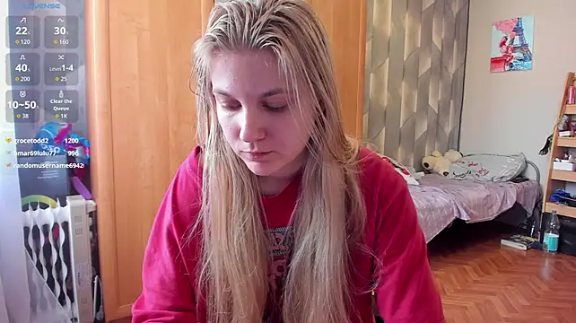 Tiny_Kiss - finger in pussy