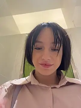 Lilonok - play with my virgin pussy