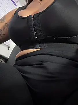 Hannahoff - My Boss Spanks My Big Ass