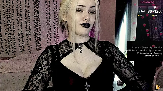 Strawberry_elfcat - hand bra