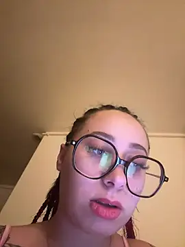 Queenlo_xxx - gagne 2 vidéos🔥