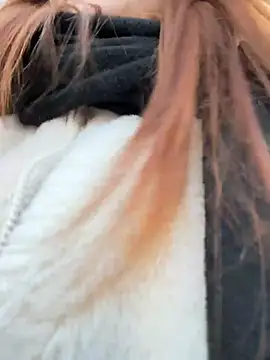 LisaCatt - sucking fingers topless