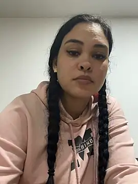 FOX_LATINA - Oil in ass