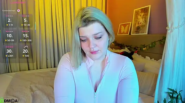 Michele_Greenn - Touch pussy in panties
