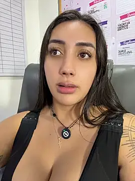 Hannahoff - my vos suck my boobs