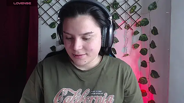 Nika_1_ - montrer la chatte