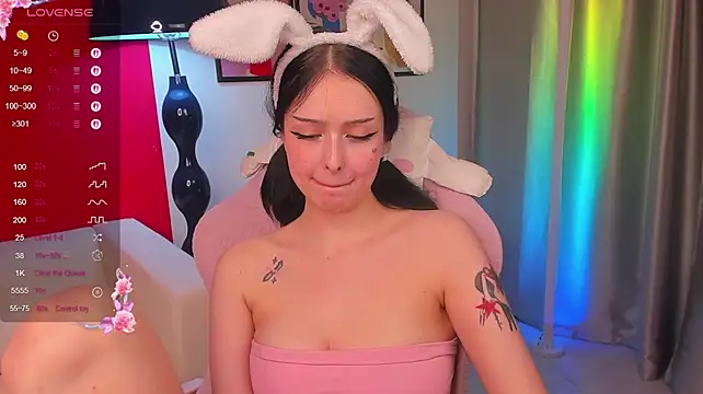 VeloraVexery - lick fingers💦