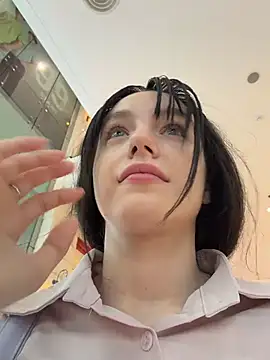 Lilonok - play with my virgin pussy