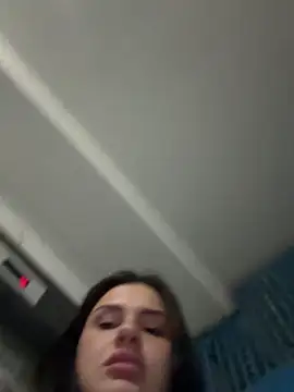 MiraReach - Squirt outside 💋