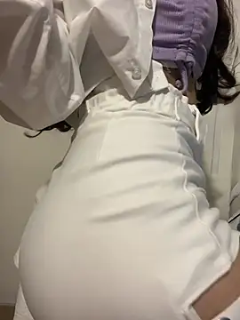 DulceMya - DESNUDAR A LA CUMPLEAÑERA