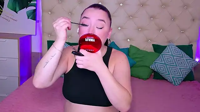 AVA_MAXIMUS