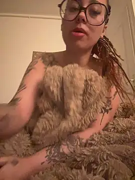 Queenlo_xxx