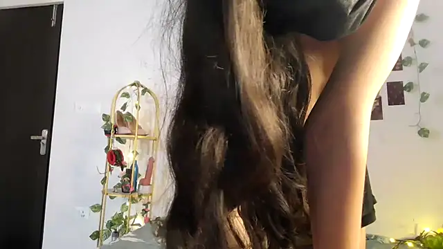 Dasydoll - pussy show closeup
