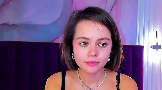 Kelly_Cuutie