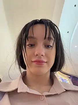 Lilonok - Show pussy