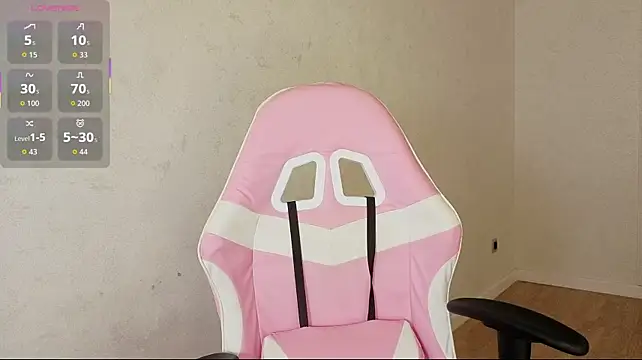 Yeniimai - Pussy Play