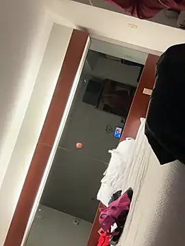 Allyanalangell - cum show