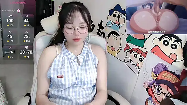 Angela-AMY - 我的心思很好猜，除了减肥就是发财 脱一件吧